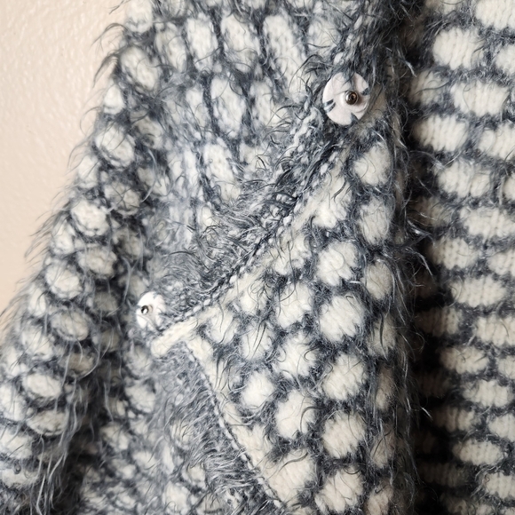 Anthropologie Moth Gray Empyreal Wool/Angora Blend Cropped Shrug Sweater-Size S - Picture 9 of 11